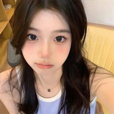 暮暮朝朝梨花落